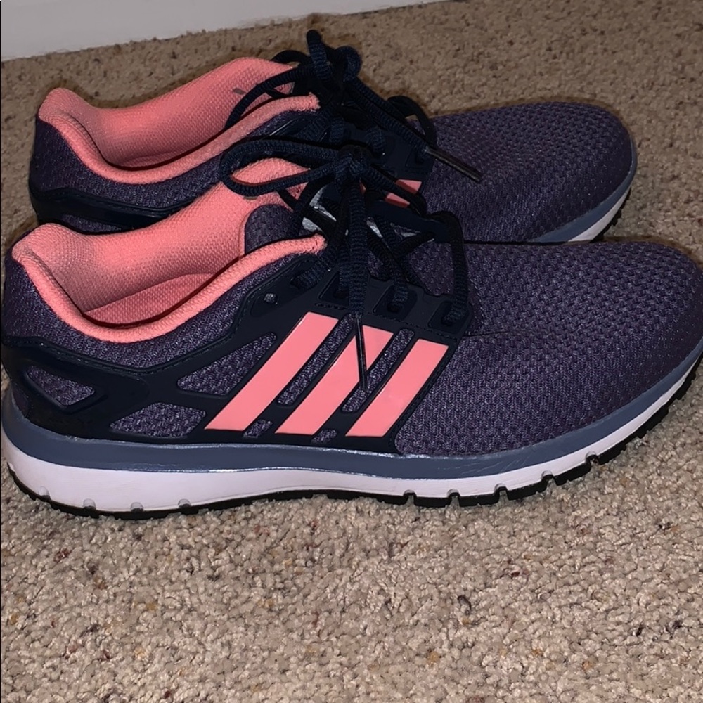Adidas tennis shoes